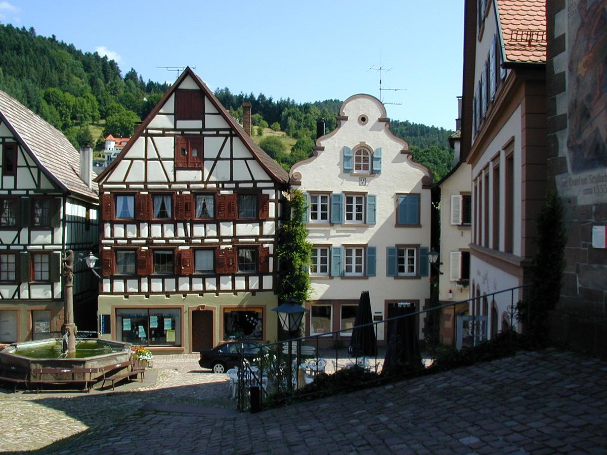 Hotel-Gasthof Zum Weyssen Roessle Schiltach Buitenkant foto